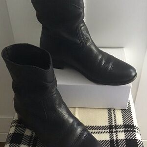 Women’s Frye Black Leather Cara Roper Short Boots Size 8B